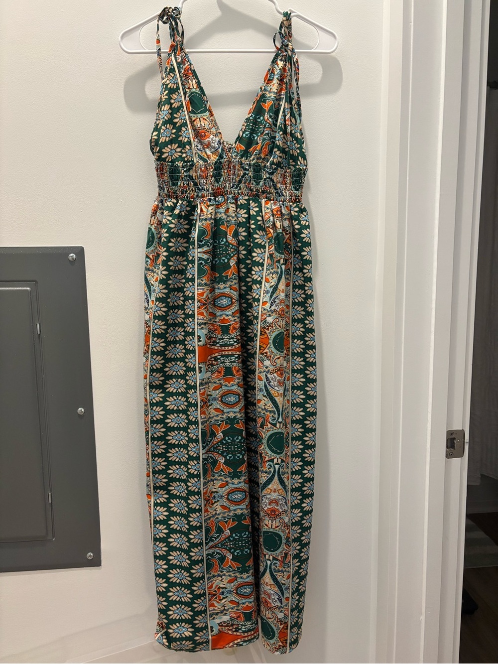 Green Floral Tie-Shoulder Maxi Dress